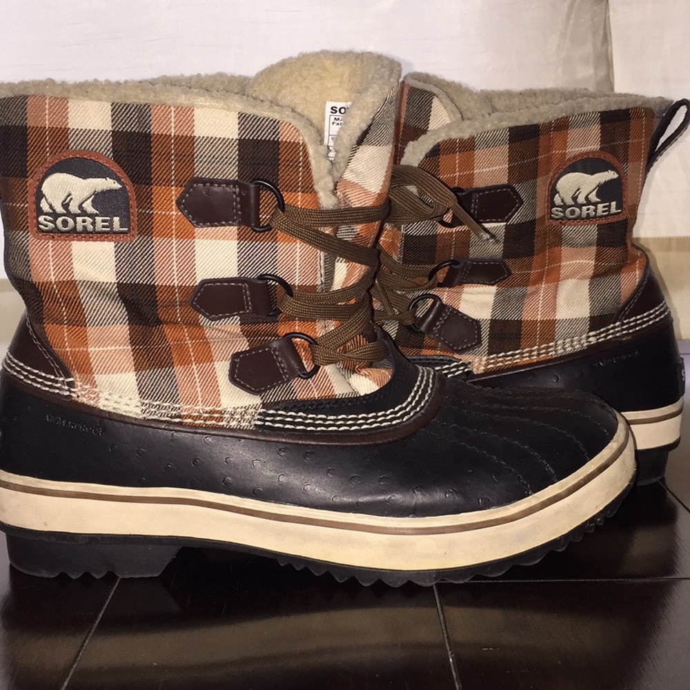 Sorel plaid waterproof snow boots